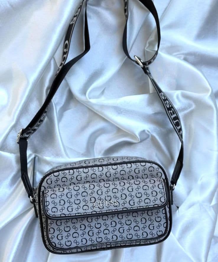 Morral G monogramiado